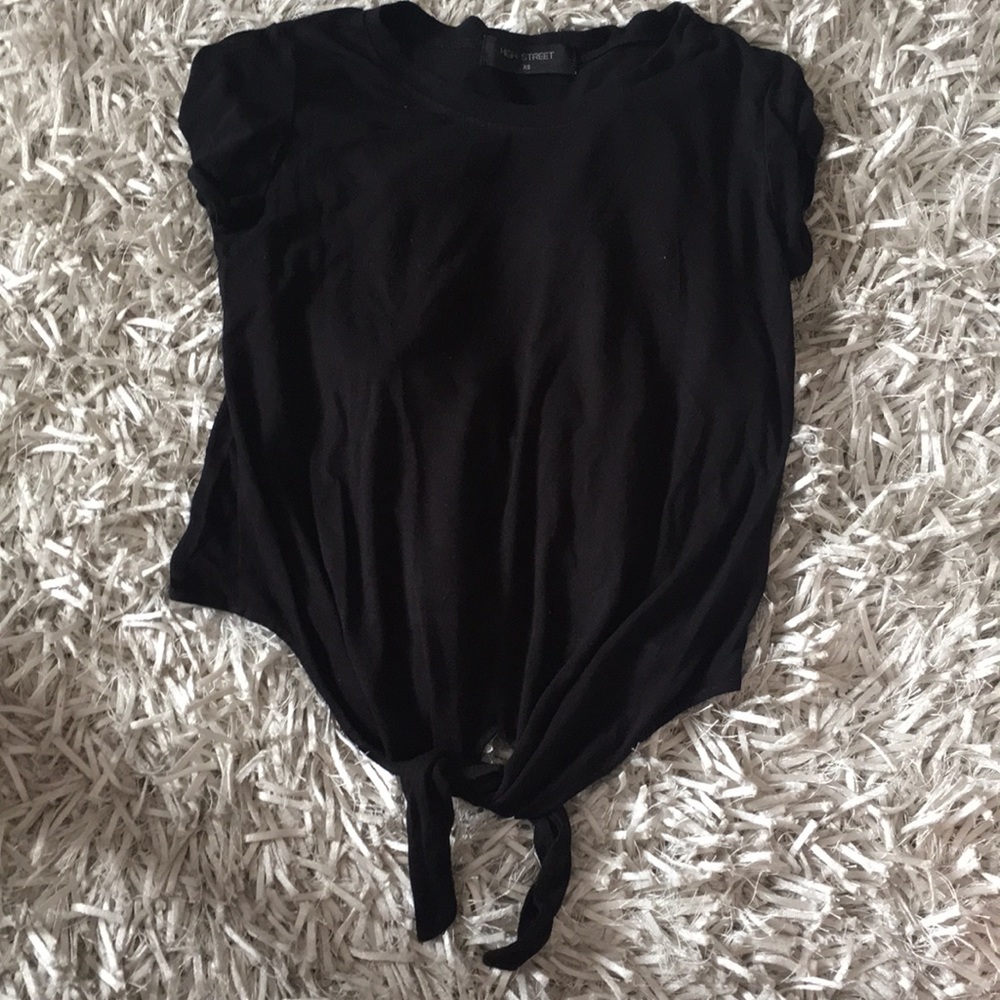 Black shirt HIGH • STREET